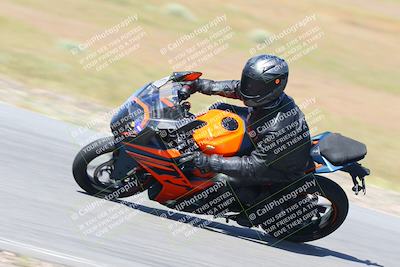 media/Apr-23-2023-TrackXperience (Sun) [[90816c9ee1]]/Level 2/session 2 turn 11/